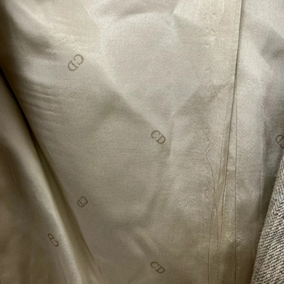 ! Dior Vintage 100% silk Oversized Blazer - Picture 5 of 7